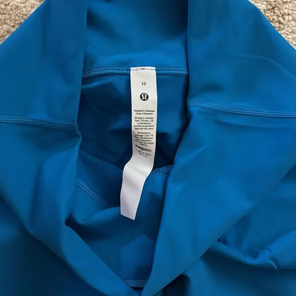 Lululemon Wunder Train Tight - Picture 2 of 6